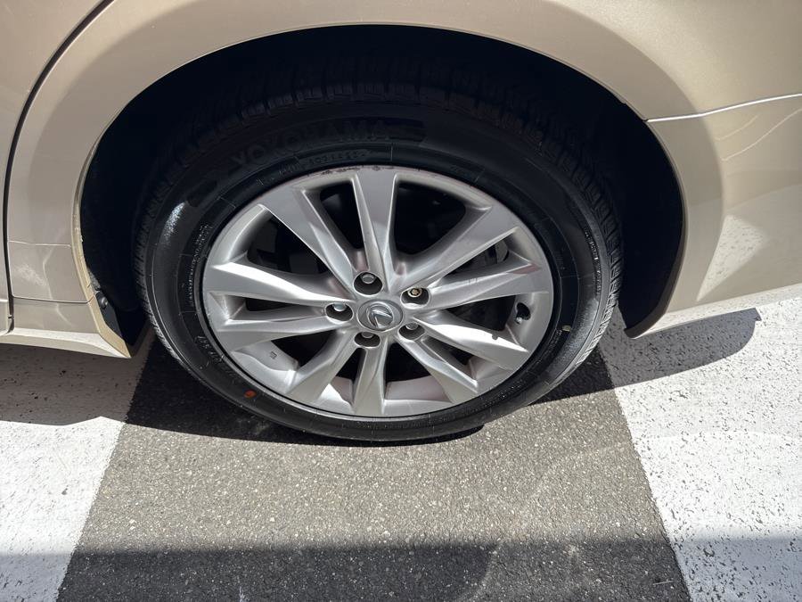 Used 2012 Lexus ES 350 4dr Sdn image 11