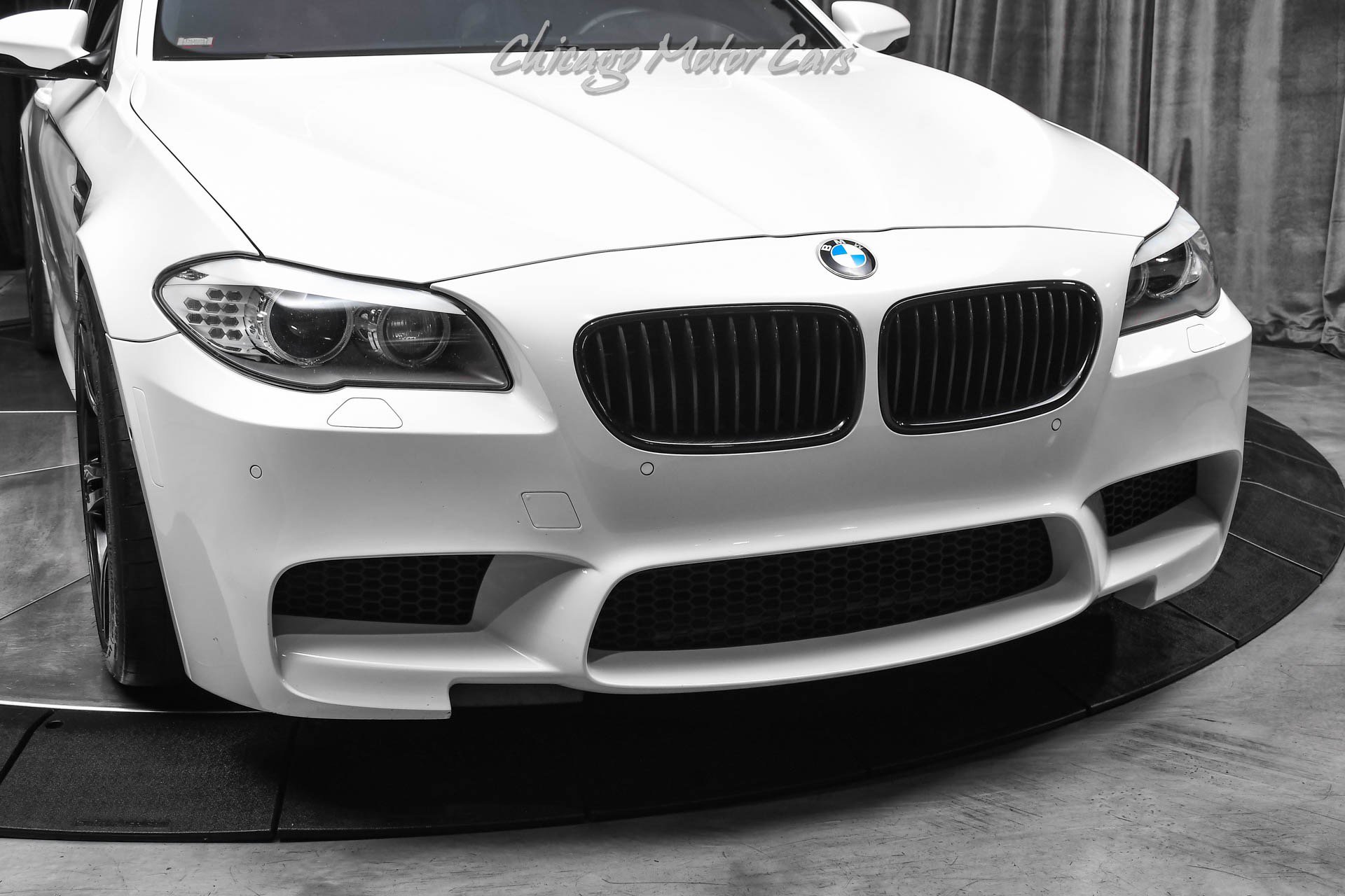 Used 2013 BMW M5 RWD image 52
