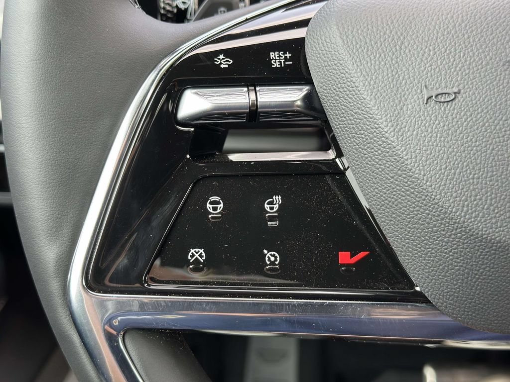 New 2027 Cadillac Vistiq Sport w/ LPO, Floor Liner Package AWD/4WD image 15