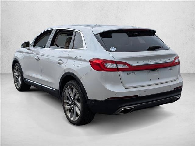 Used 2018 Lincoln MKX Reserve w/ Driver Assistance Package AWD/4WD image 8