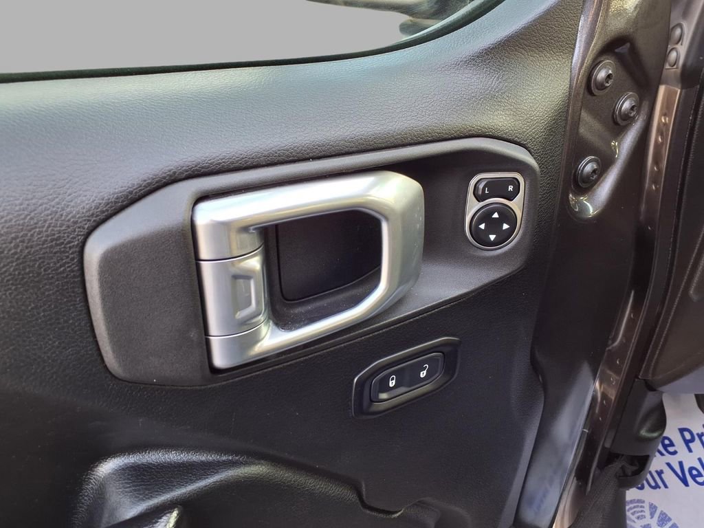 Certified 2021 Jeep Wrangler Unlimited Rubicon image 19