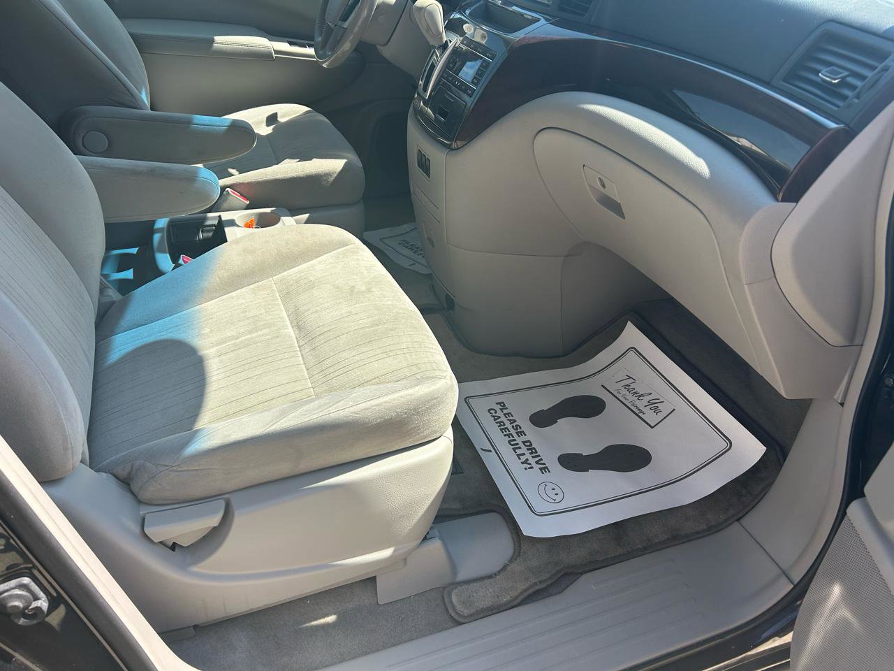 Used 2014 Nissan Quest SV image 12