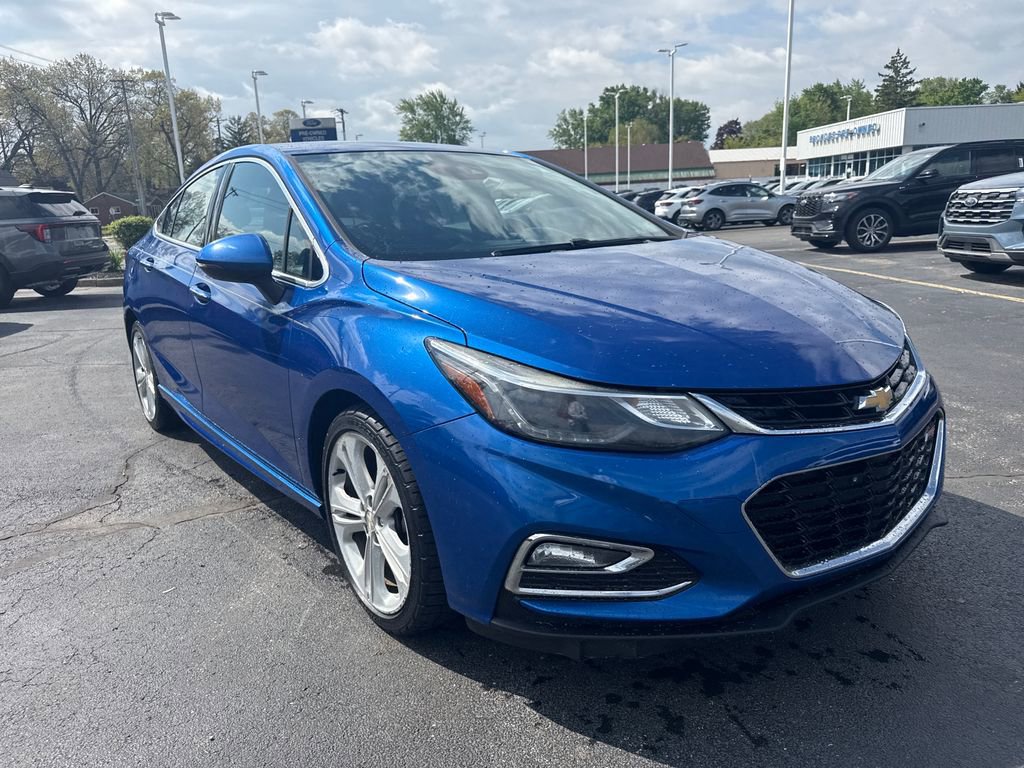 Used 2016 Chevrolet Cruze Premier FWD image 4