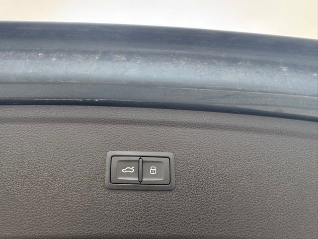 Used 2018 Audi Q5 2.0T Premium Plus w/ Premium Plus Package image 33