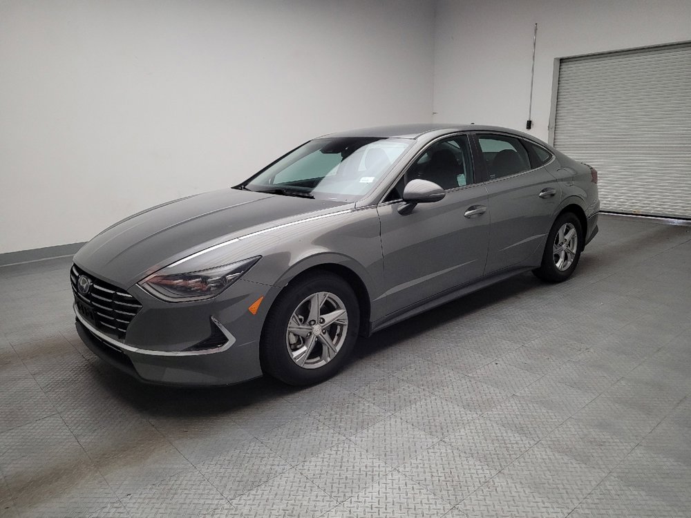 Used 2023 Hyundai Sonata SE FWD image 2