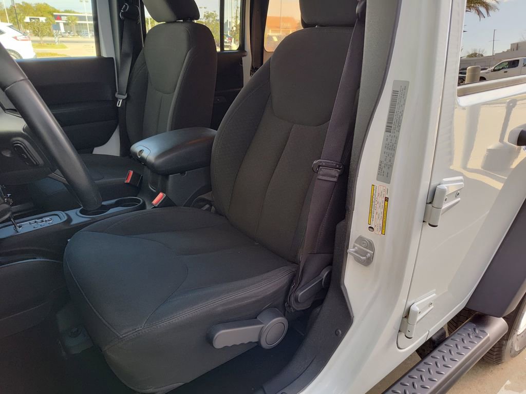 Used 2017 Jeep Wrangler Unlimited Sport w/ Quick Order Package 24S AWD/4WD image 20