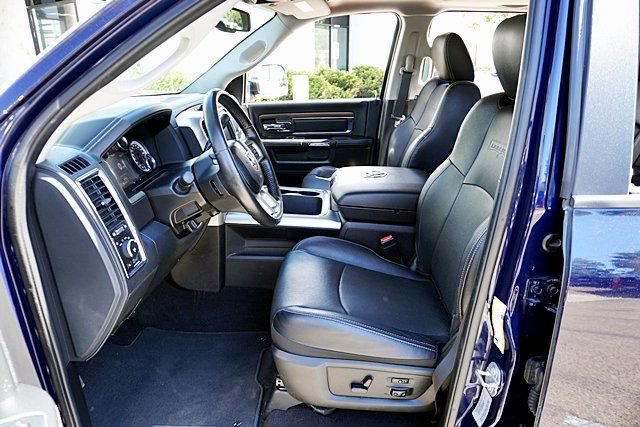 Used 2017 RAM 3500 Laramie w/ Convenience Group RWD image 18