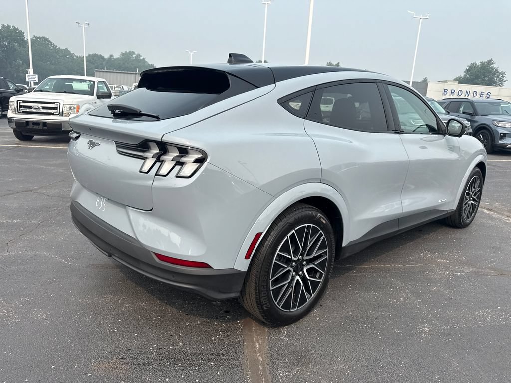Used 2025 Ford Mustang Mach-E Premium AWD/4WD image 7