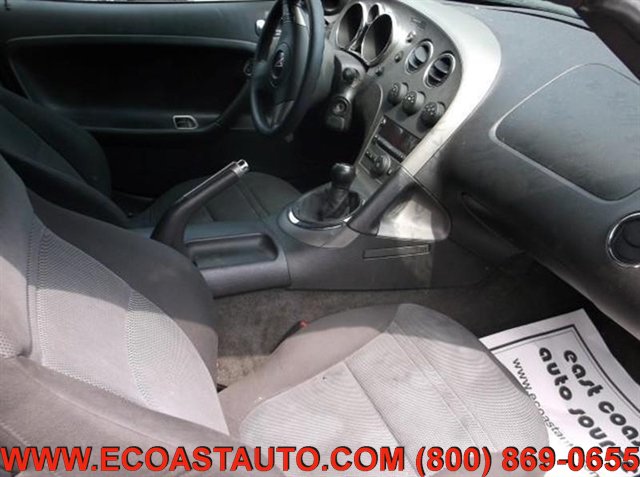 Used 2006 Pontiac Solstice Convertible w/ Power Package RWD image 6
