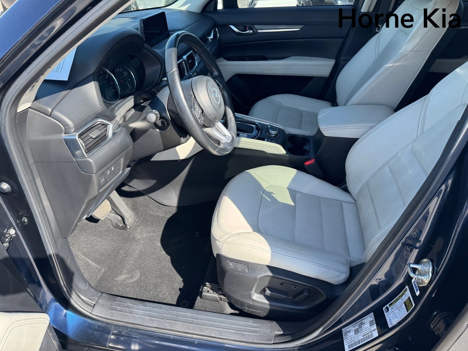 Used 2019 MAZDA CX-5 Grand Touring w/ GT Premium Package image 9