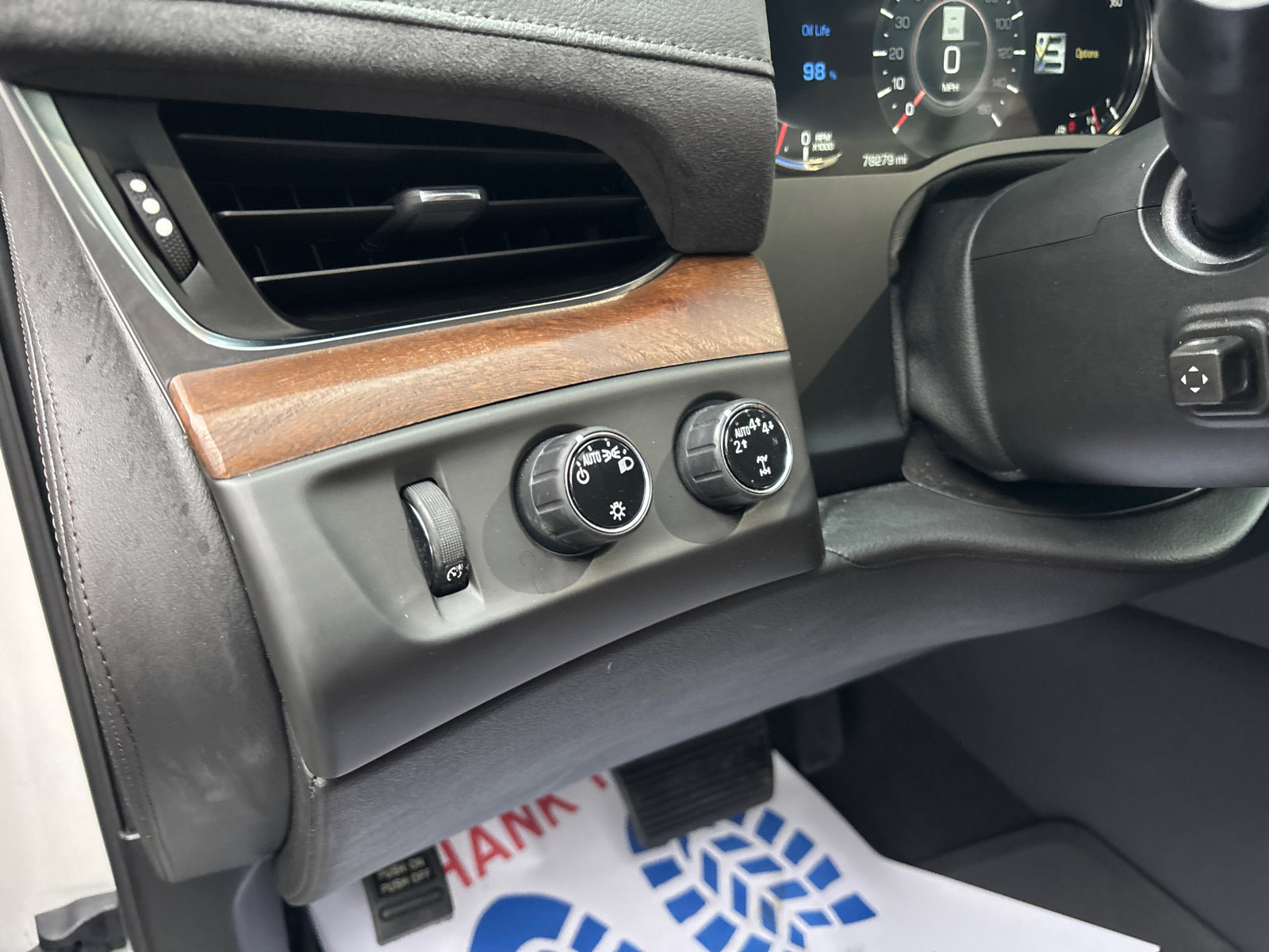 Used 2018 Cadillac Escalade Luxury image 14