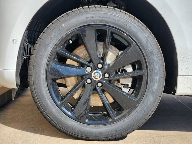 Used 2026 Jaguar F-PACE R-Dynamic S image 7