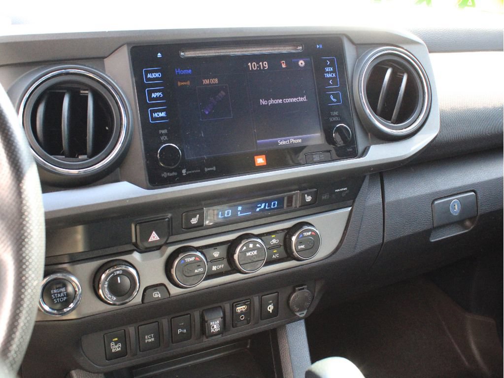 Used 2019 Toyota Tacoma TRD Sport AWD/4WD image 21