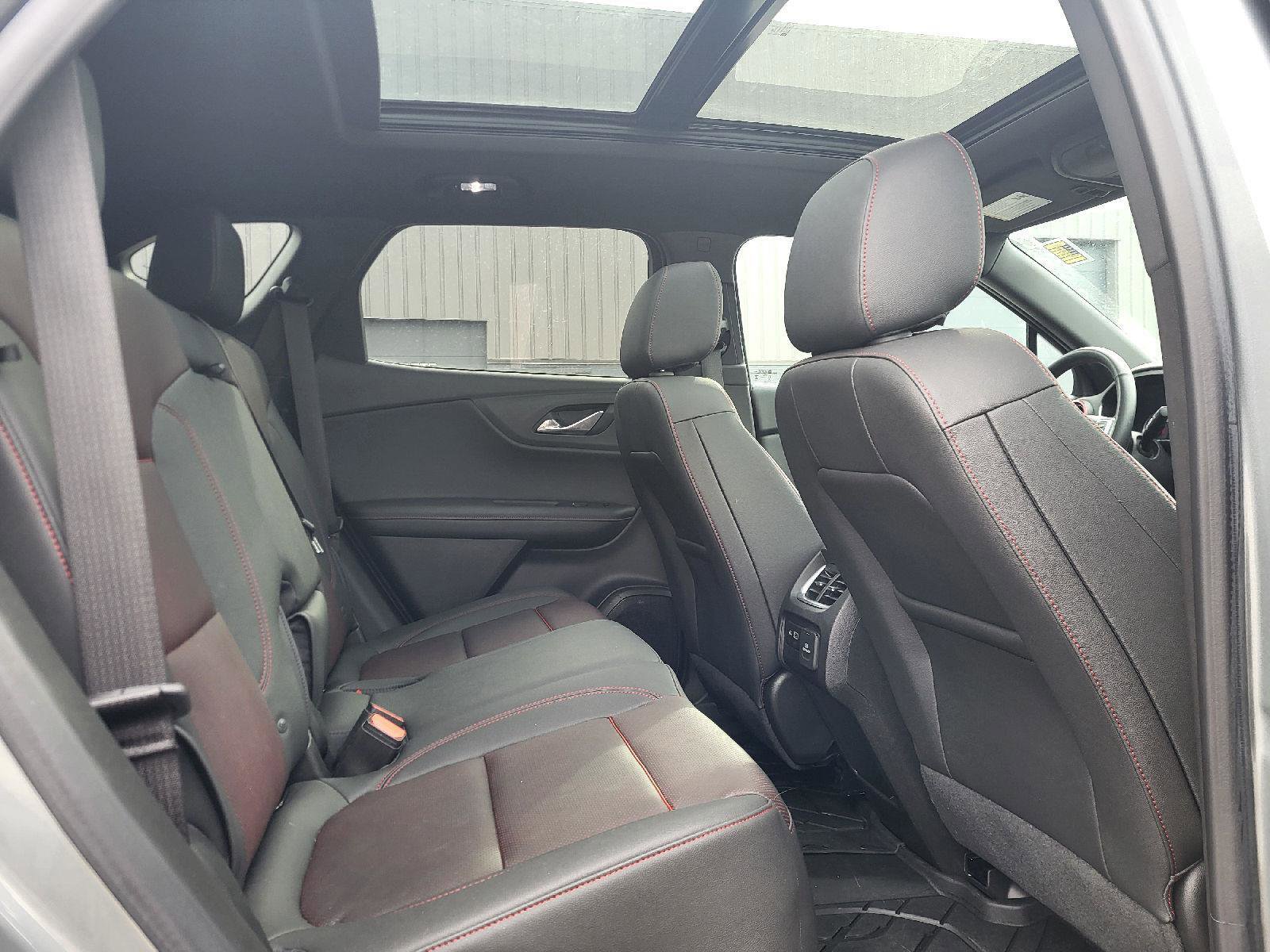 Used 2025 Chevrolet Blazer RS w/ Enhanced Convenience Package image 11