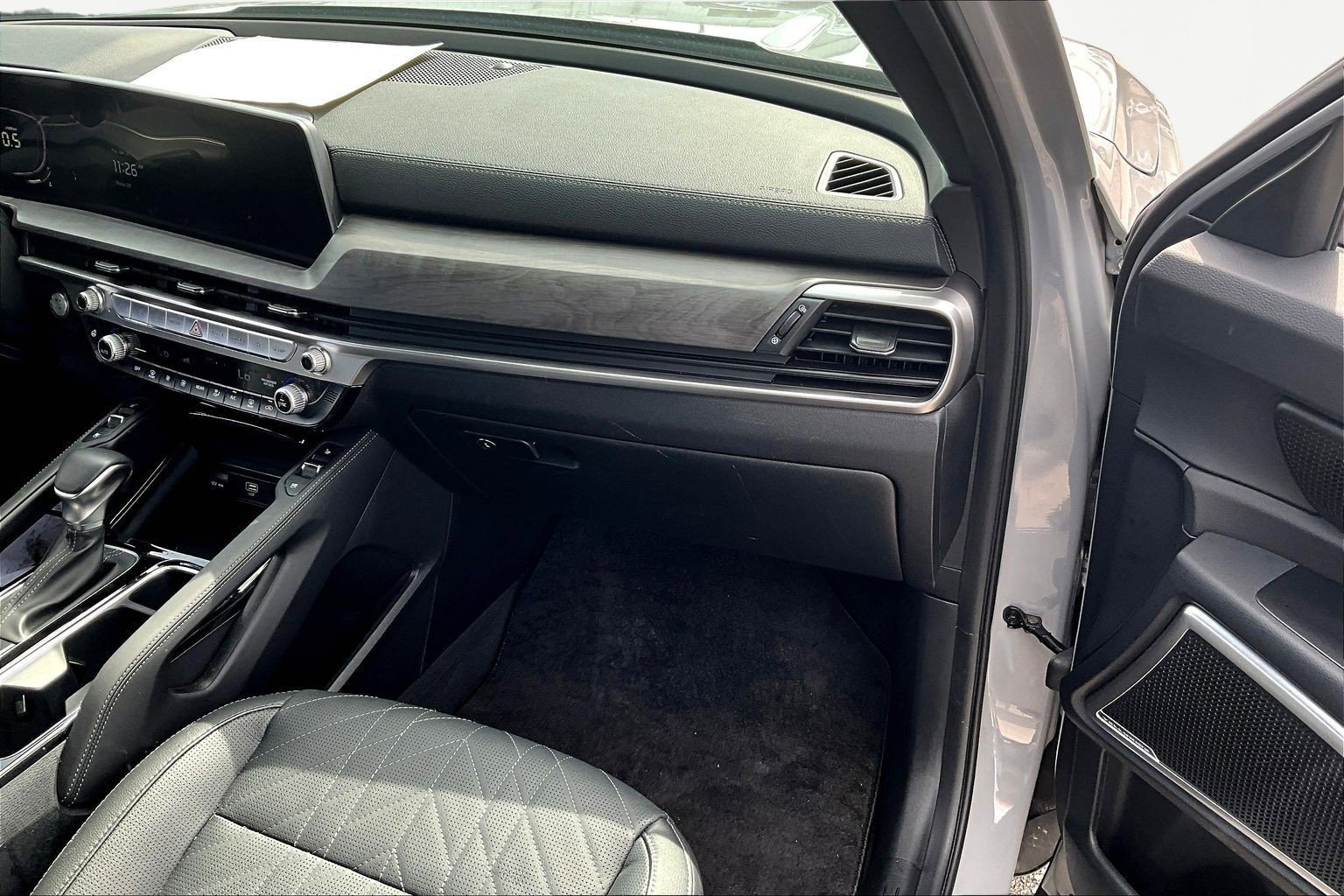 Used 2024 Kia Telluride EX X-Line image 27