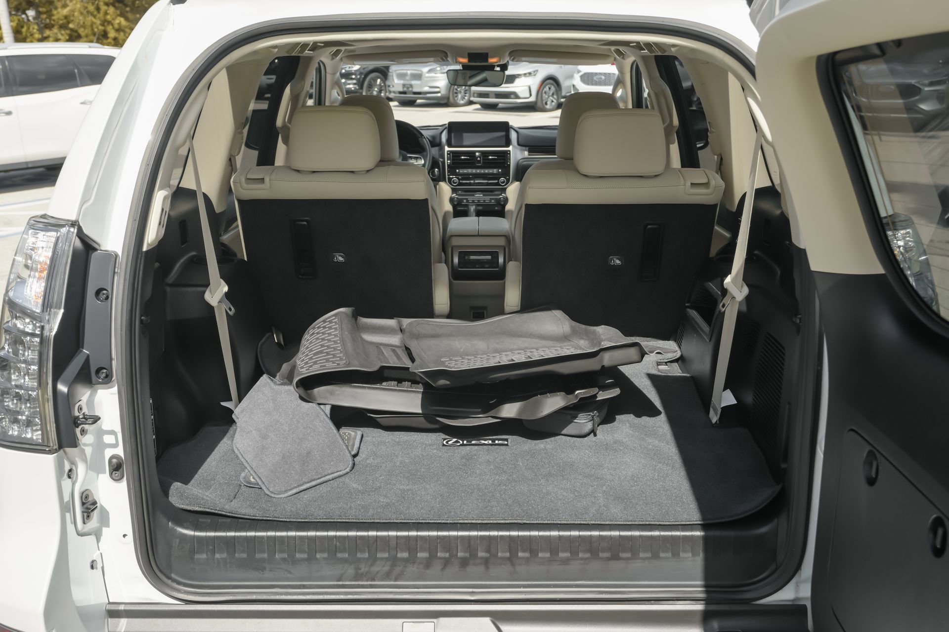 Used 2023 Lexus GX 460 Premium image 43