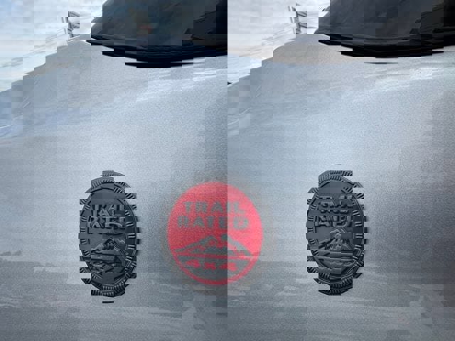 Used 2022 Jeep Compass Trailhawk w/ Sun and Sound Group image 40