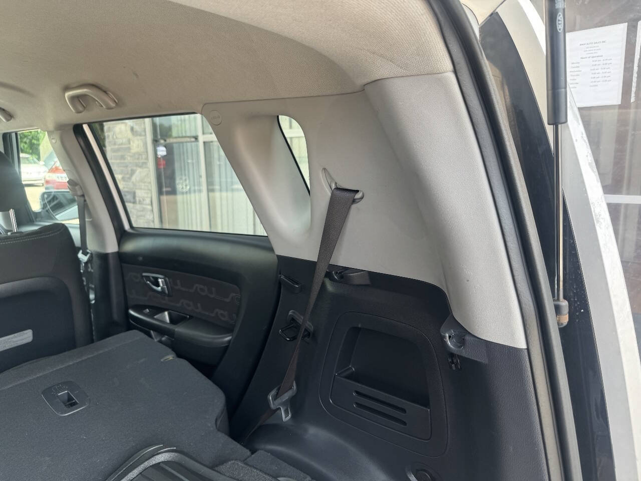 Used 2012 Kia Soul + FWD image 19