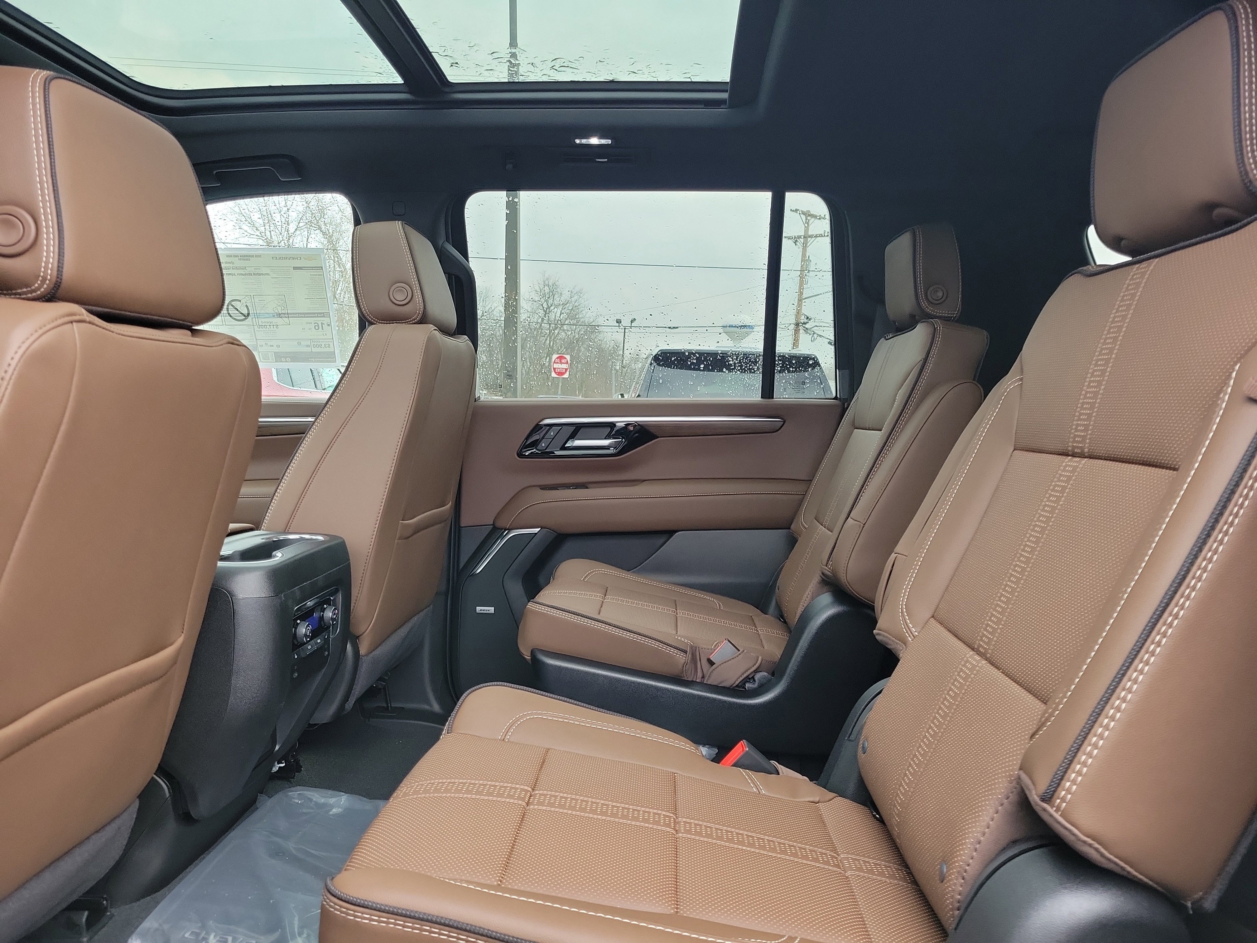 New 2026 Chevrolet Suburban High Country w/ Sun And Tow Package AWD/4WD image 11