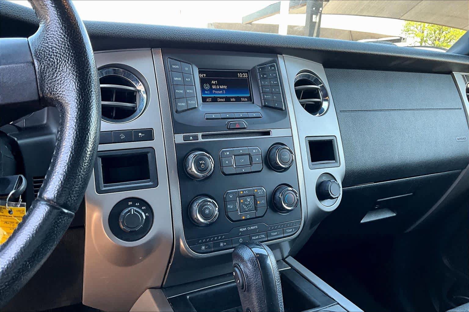 Used 2017 Ford Expedition XLT AWD/4WD image 28