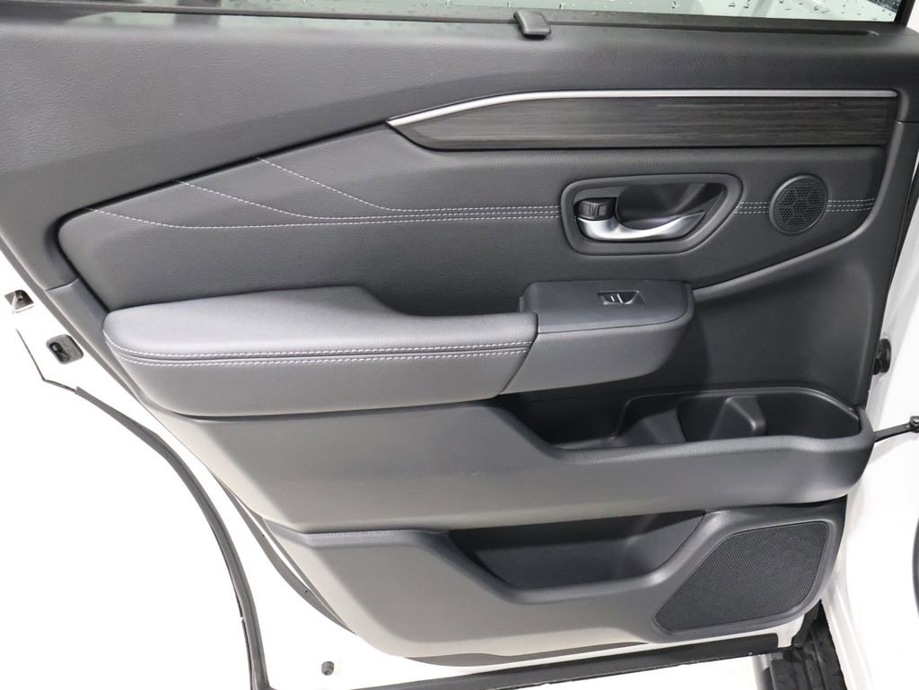 New 2026 Honda Pilot Touring image 13