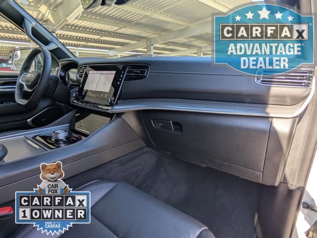 Used 2023 Jeep Wagoneer Series II w/ HD Trailer Tow Package image 26