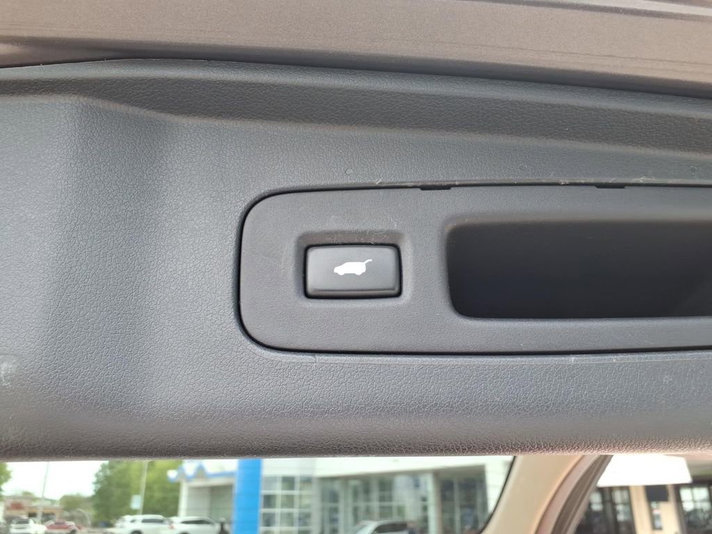 Used 2015 Honda CR-V Touring image 27