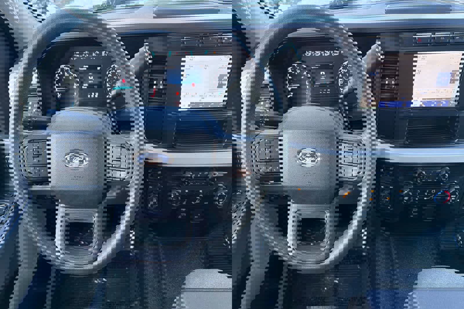 Used 2023 Ford F350 XLT w/ FX4 Off-Road Package image 14