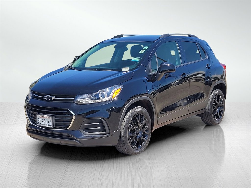 Used 2022 Chevrolet Trax LT w/ Midnight Edition image 8