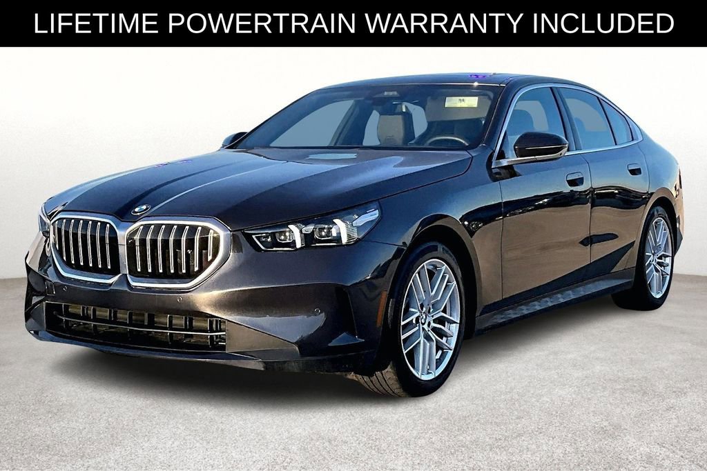 Used 2025 BMW 530i xDrive image 14