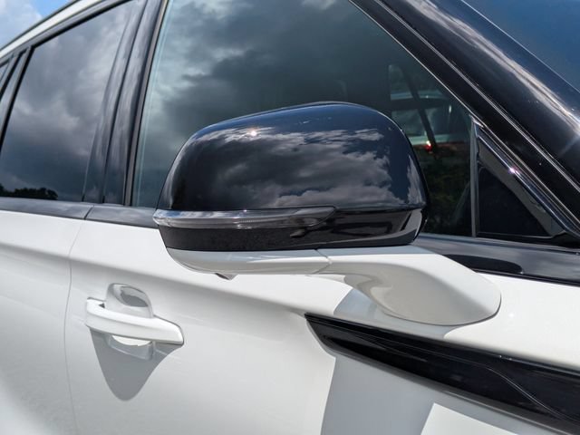 Used 2026 Lincoln Aviator Reserve w/ Luxury Package RWD image 12
