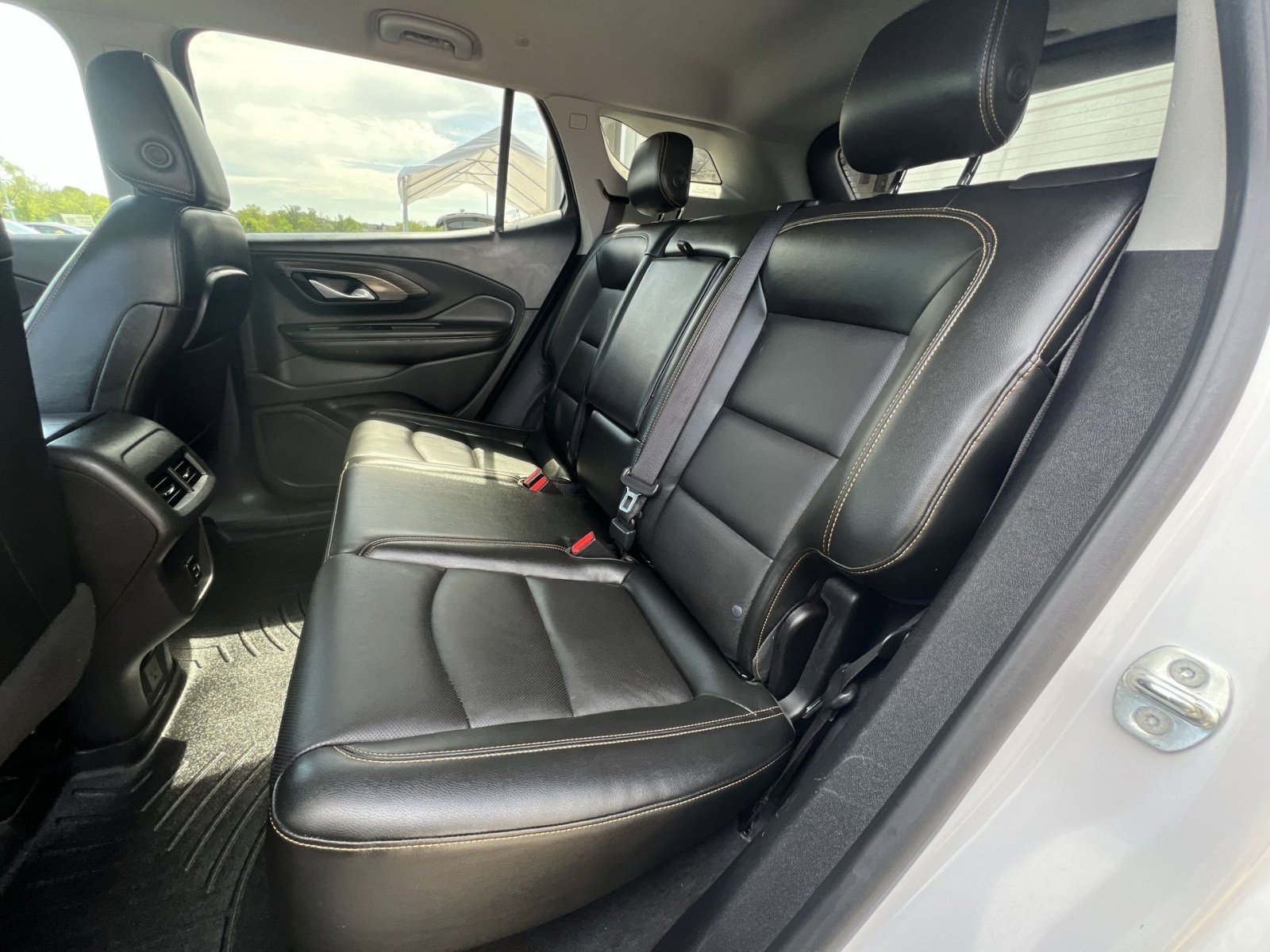 Used 2018 GMC Terrain SLT w/ Preferred Package FWD image 32