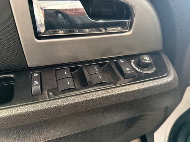 Used 2011 Ford Expedition EL Limited w/ 301A Rapid Spec Order Code AWD/4WD image 9