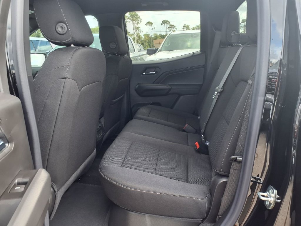 New 2026 GMC Canyon Elevation w/ Convenience Package RWD image 7
