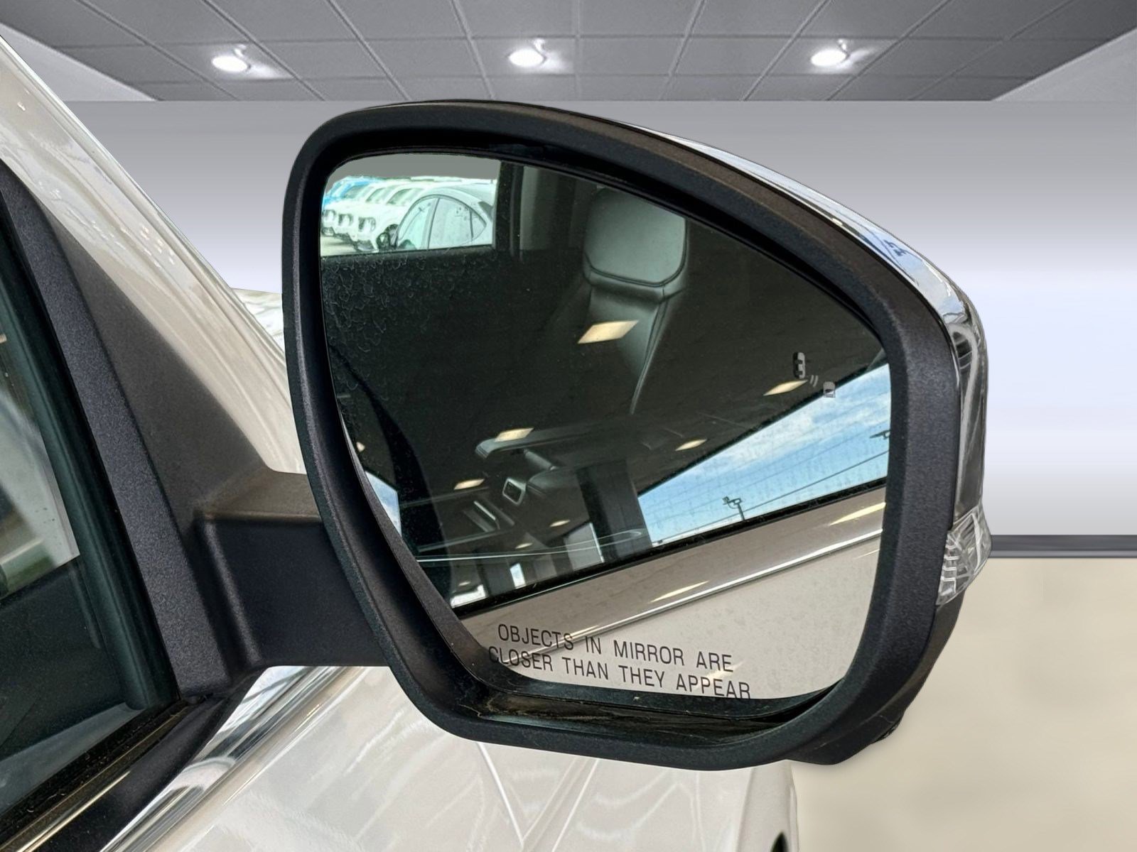 Used 2025 Ford Expedition Active AWD/4WD image 32