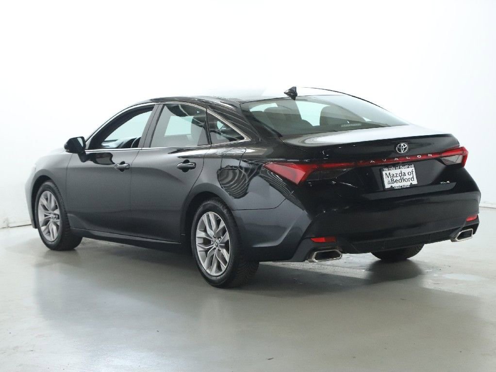 Used 2019 Toyota Avalon XLE w/ Moonroof Package image 41