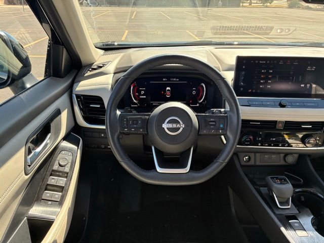 Certified 2024 Nissan Rogue SL FWD image 15