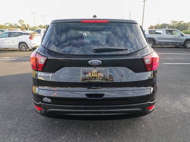 Used 2019 Ford Escape S image 8