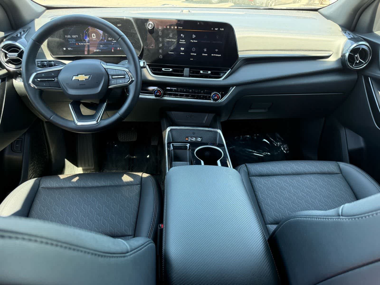 Used 2025 Chevrolet Equinox LT w/ Convenience Package II FWD image 22