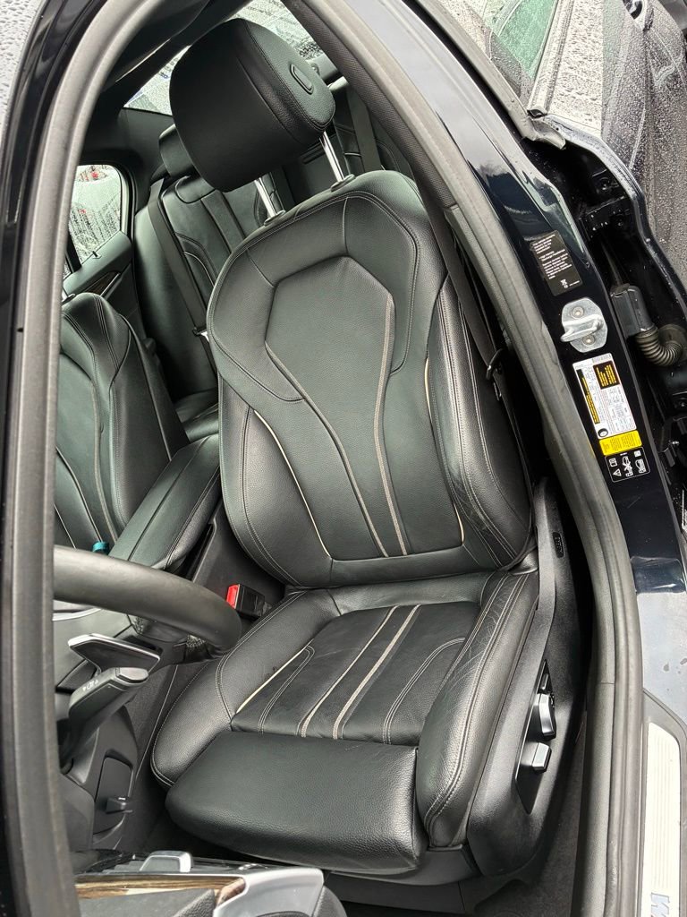 Used 2019 BMW 530i xDrive w/ M Sport Package image 17