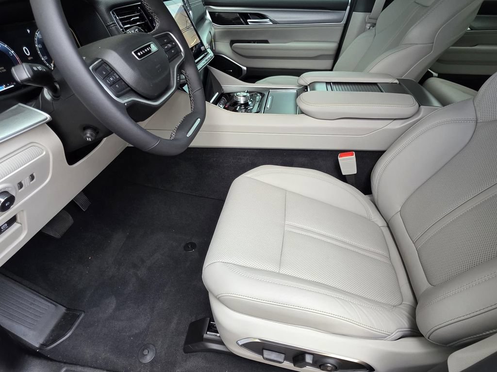 New 2025 Jeep Wagoneer Series II AWD/4WD image 7