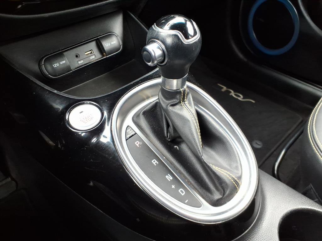 Used 2015 Kia Soul + w/ Primo Package image 19