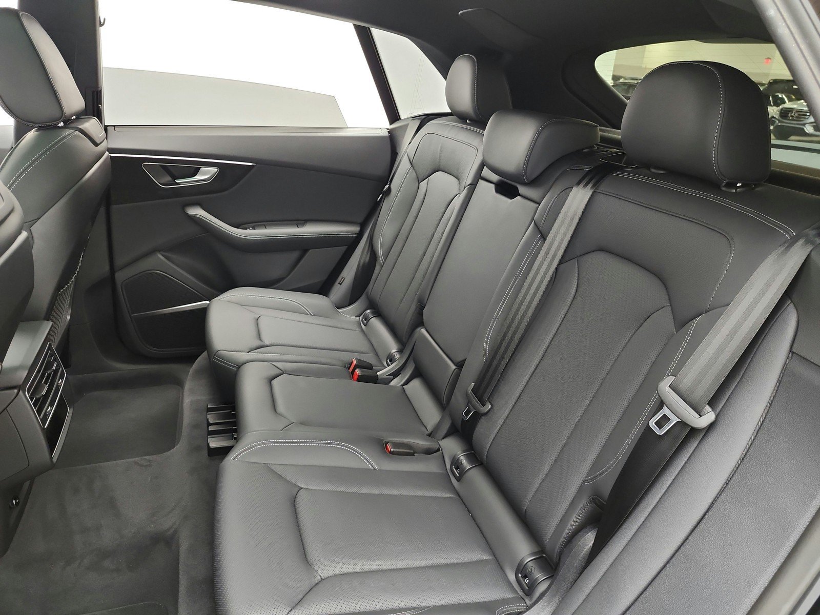 New 2026 Audi Q8 Prestige AWD/4WD image 11