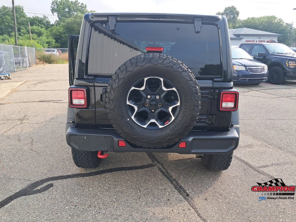 Used 2023 Jeep Wrangler Unlimited Rubicon w/ Cold Weather Group AWD/4WD image 22