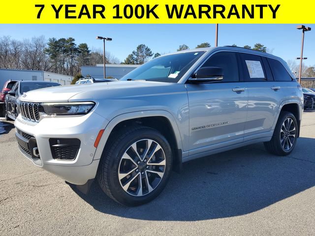 Certified 2022 Jeep Grand Cherokee Overland w/ Luxury Tech Group IV image 4