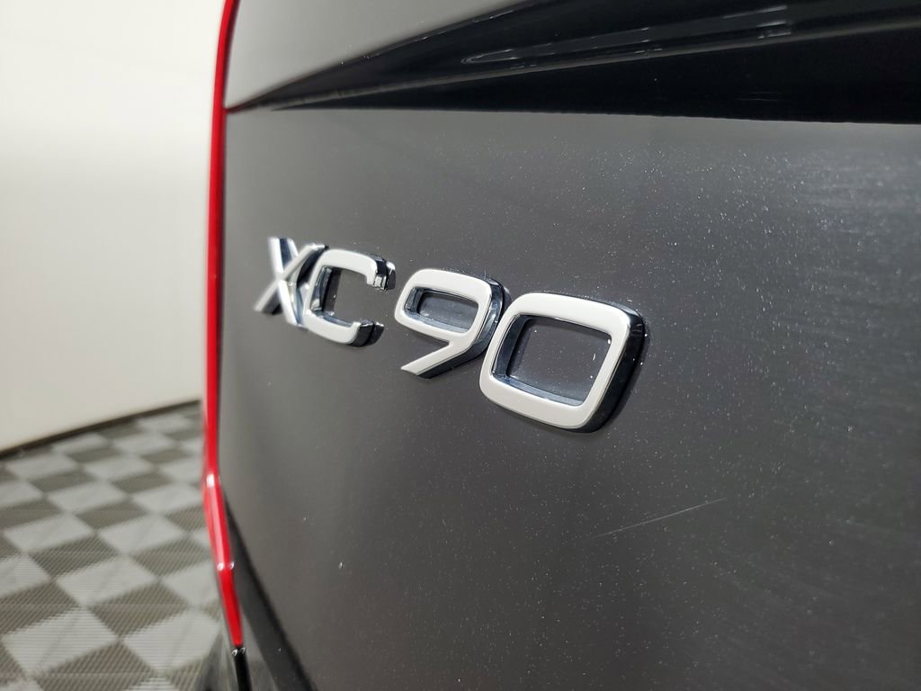 Certified 2025 Volvo XC90 B5 Core AWD/4WD image 8
