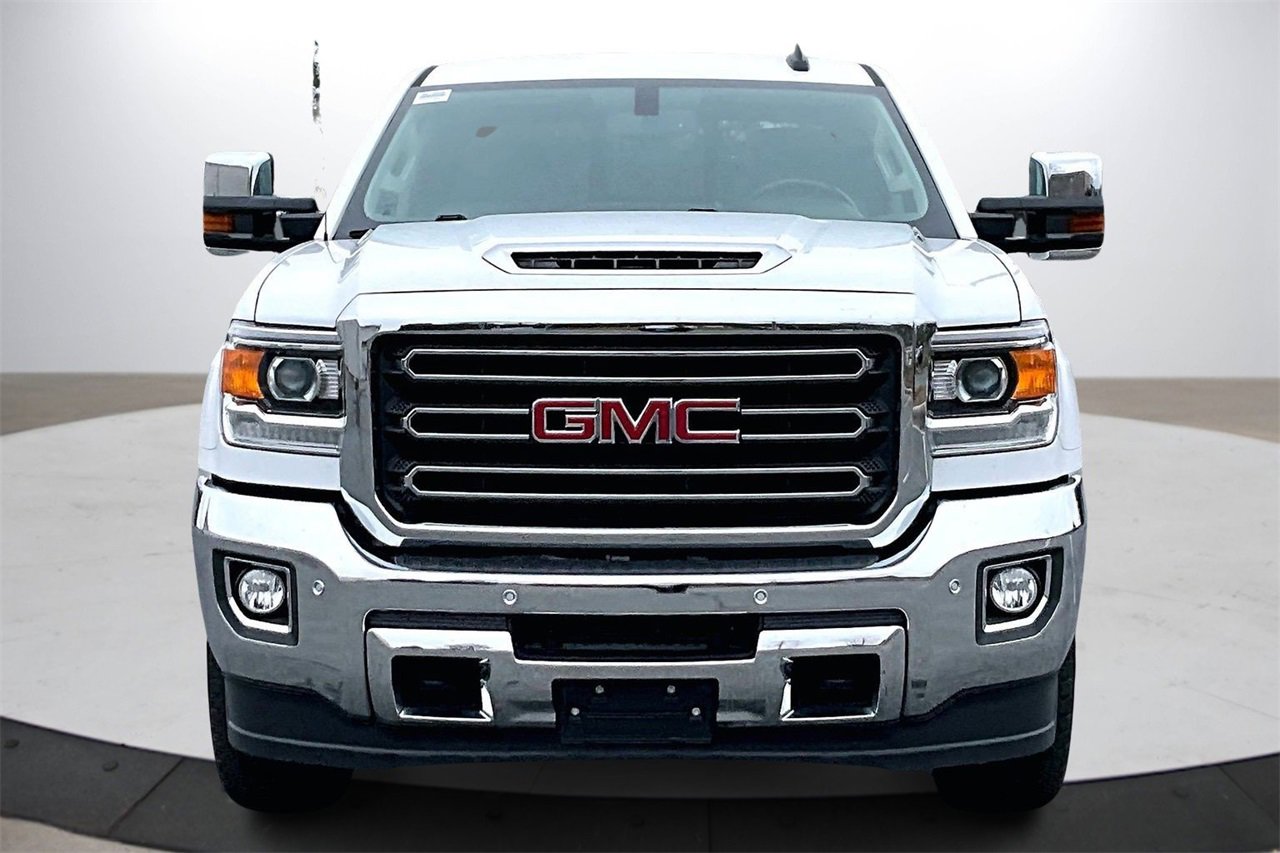 Used 2019 GMC Sierra 3500 SLT w/ Duramax Plus Package image 3