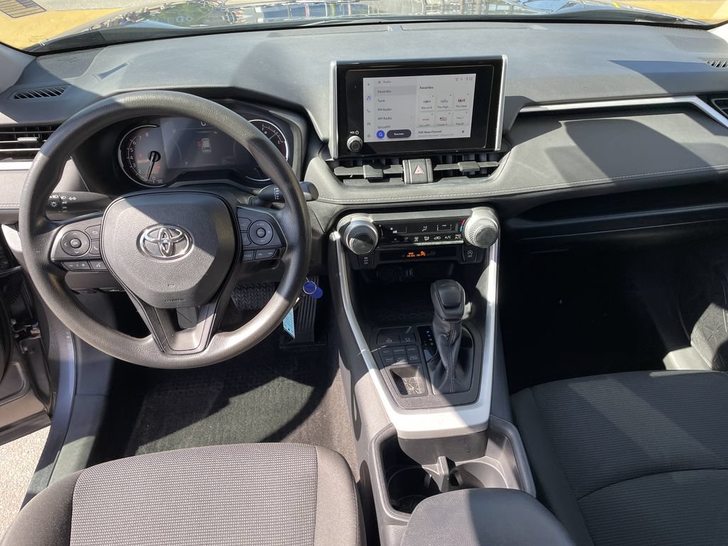 Certified 2024 Toyota RAV4 LE AWD/4WD image 15