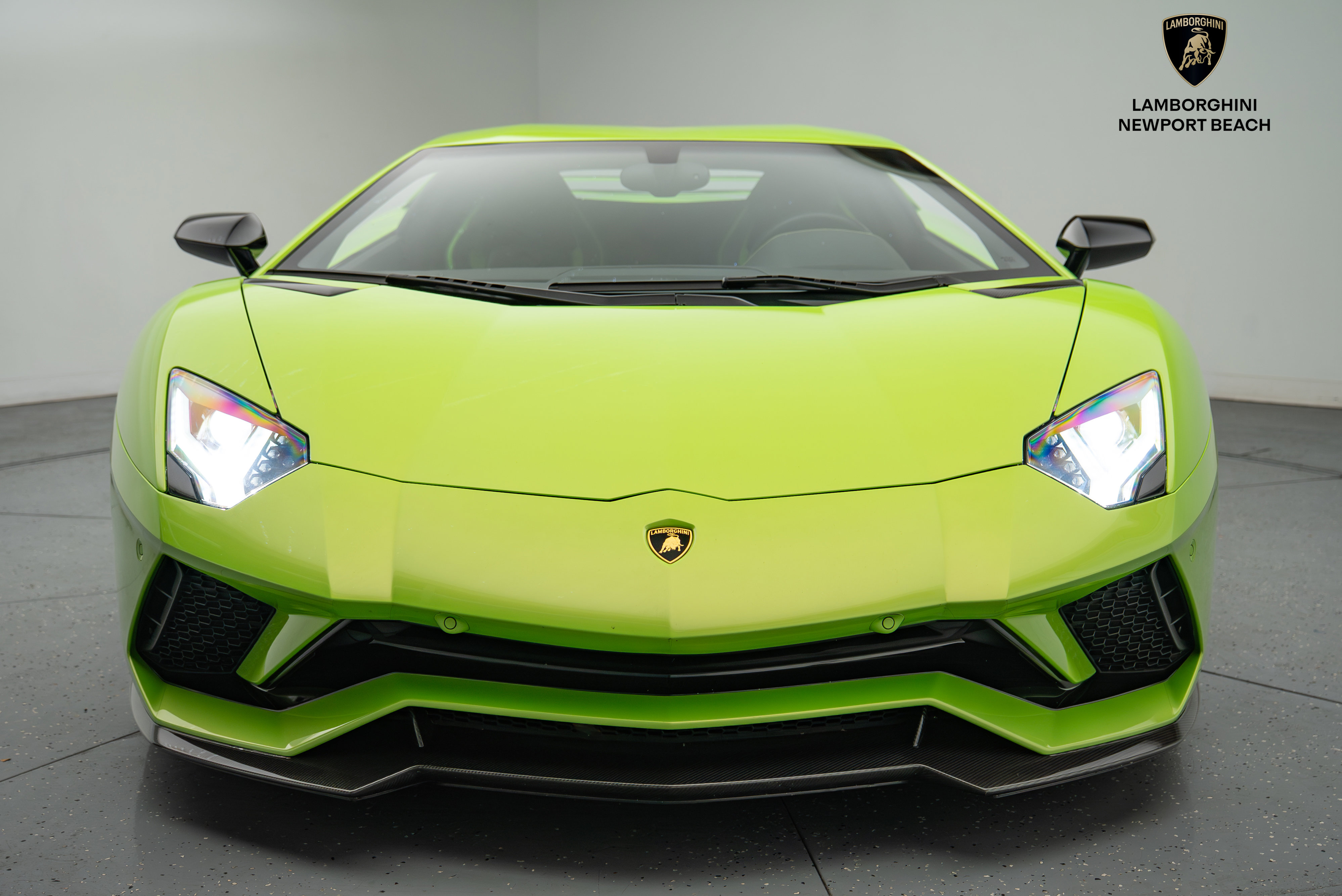 Used 2018 Lamborghini Aventador S image 13
