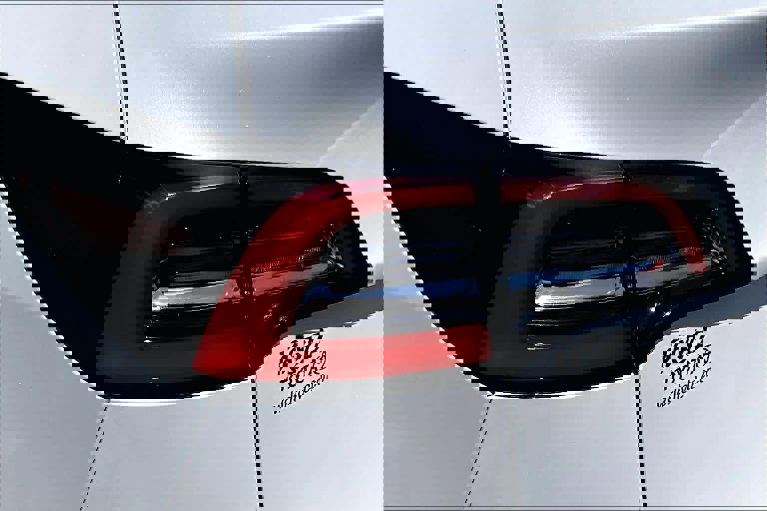 Used 2021 Tesla Model Y Long Range image 28